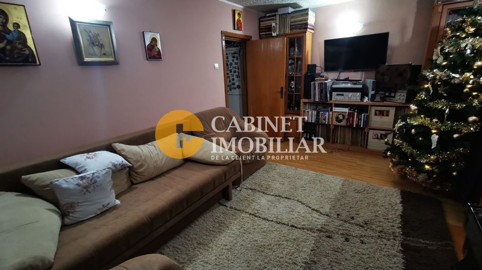 Apartament 4 camere parter/ Spațiu Comercial Nicolina 2 - Poză 2