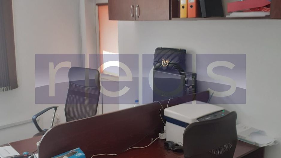 VÂNZARE CASA 8 CAMERE ZONA UIRII - Poză 2