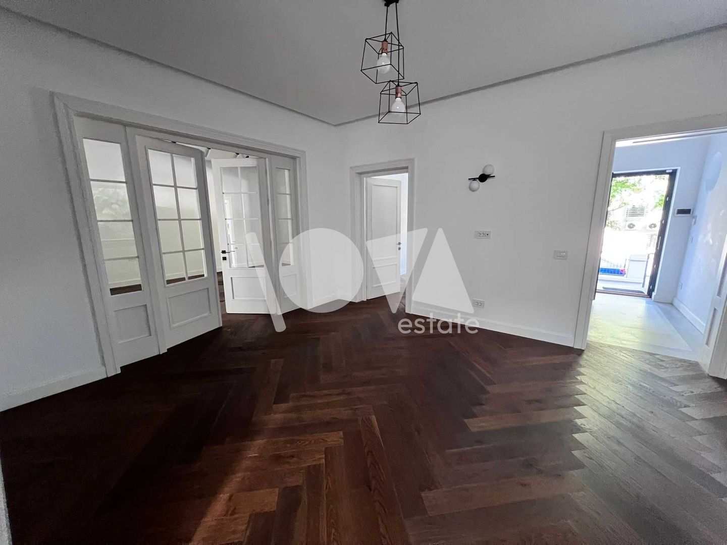 De închiriat: vilă Cotroceni - 12 camere - Louis Pasteur - Poză 2