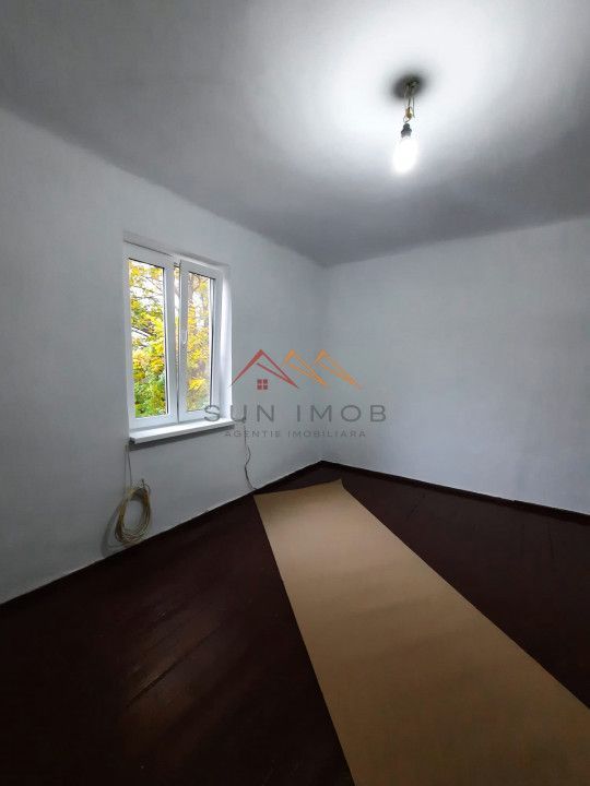 Apartament 2 camere, curte proprie 50 m2, Zona A, Campina, Prahova - Poză 3