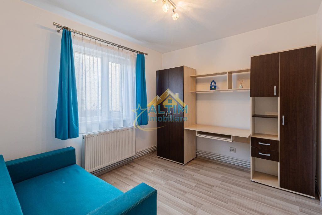 Apartament cu 2 camere, cartier Astra - Poză 2