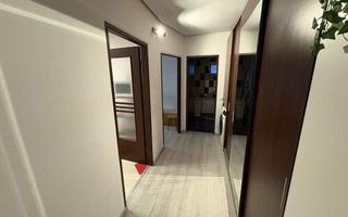 Apartament 2 camere decomandate, etaj intermediar, balcon, parcare - Poză 4