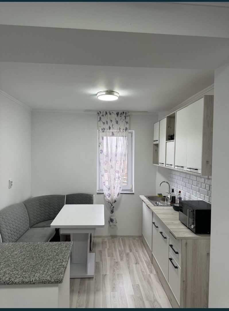 Vand ap 2 camere - Poză 1