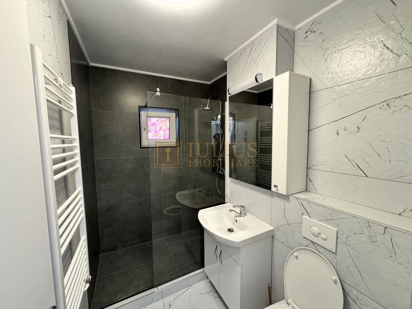 ARADULUI| 2 camere| etaj 1| centrala proprie| confort 1 - Poză 4