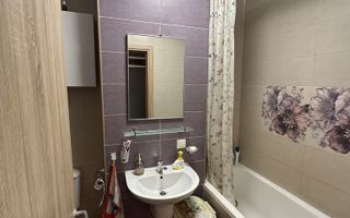 Apartament 2 camere decomandat-55mp, etaj 4/4 cu lift,loc de parcare - Poză 4