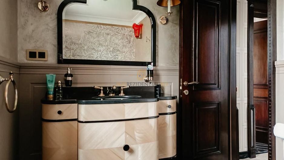 Apartament exclusivist tip duplex, 7 camere + curte, zona Parcul Carol - Poză 14