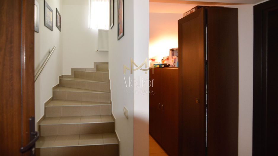 Casă spațioasă de vânzare în Gheorgheni – vedere spre parc - Poză 12