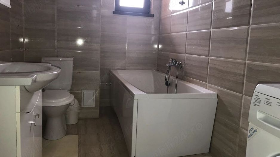 De vanzare - Apartament 2 camere in Mamaia zona Summerland - Poză 8