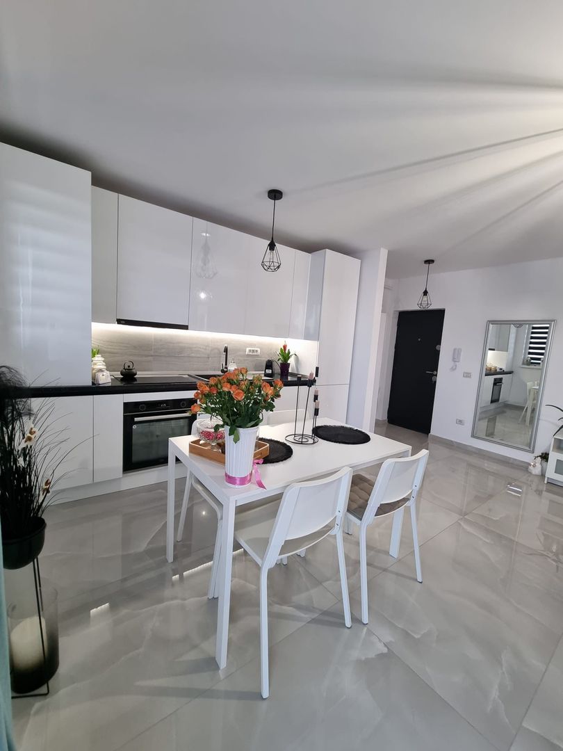 Mobilat si utilat modern - Poză 1