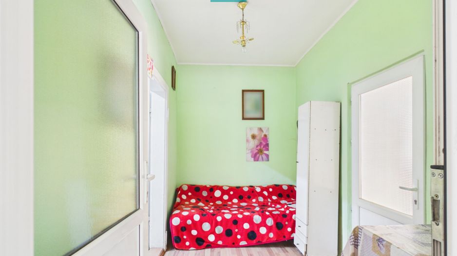 Casă 130 mp și teren de 864 mp - Cărpiniș - Poză 6