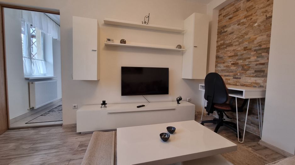 Apartament in vila // Renovat // Foisorul de Foc - Poză 2