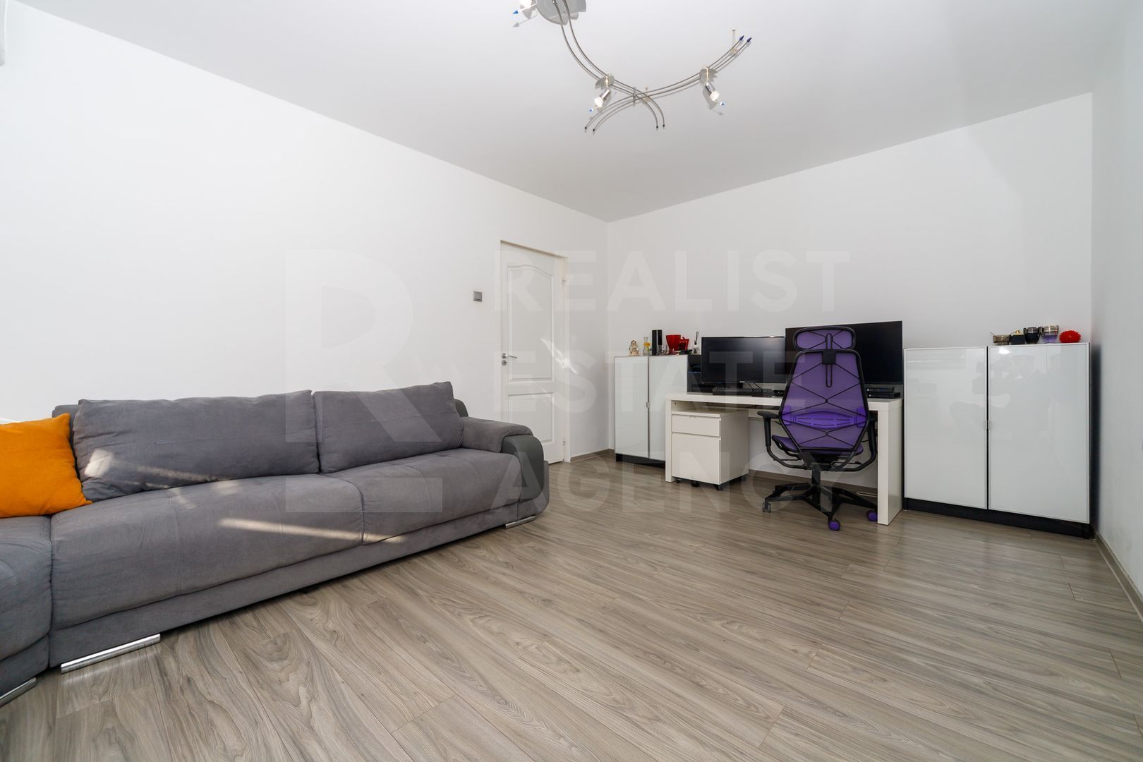 Vânzare, apartament, 3 camere, zona Drumul Taberei - Poză 6