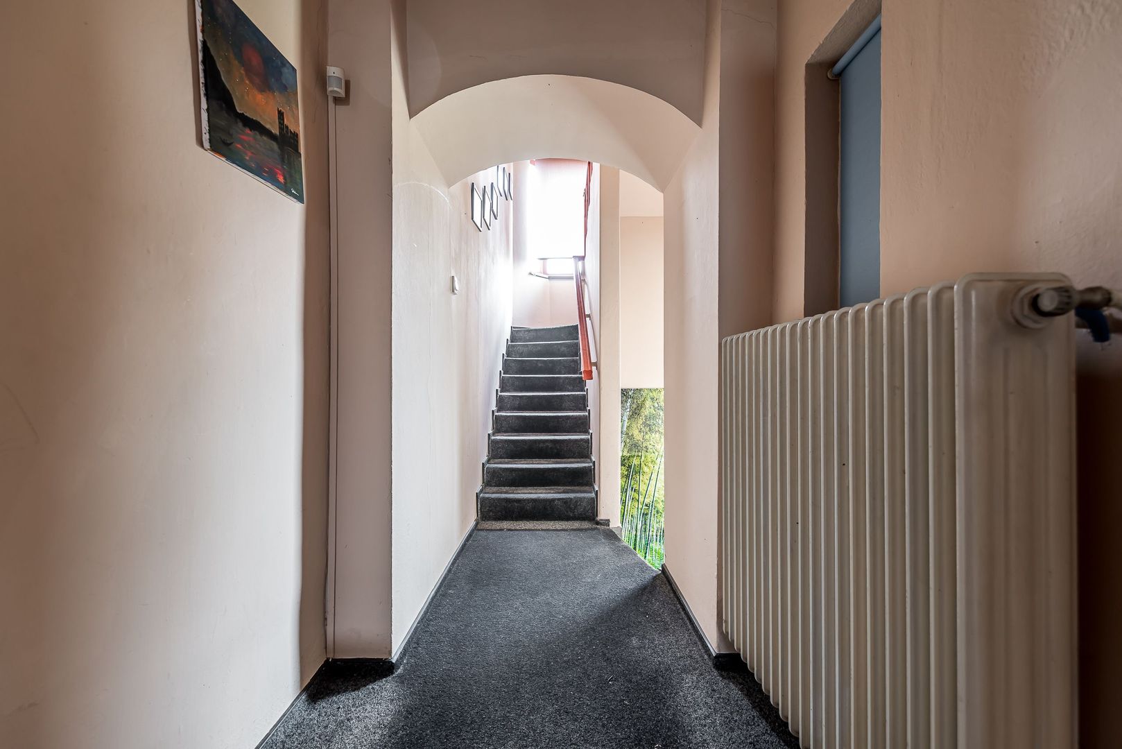 Casa Solida cu Mansarda in Zona Excelenta Parneava - Poză 3