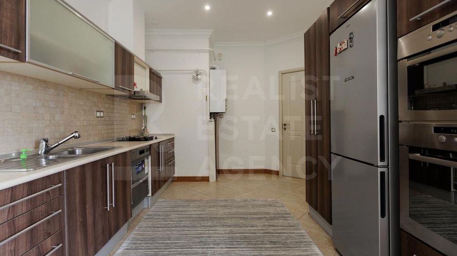 Chirie, apartament, 4 camere, str. Bucureşti, Centru - Poză 2