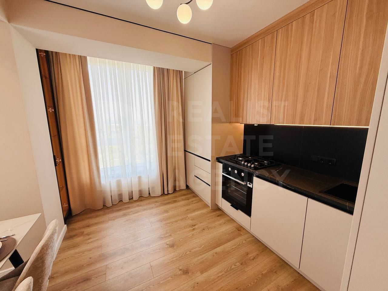 Vânzare, apartament, 3 camere + living, str. Ialoveni, Durlești - Poză 4