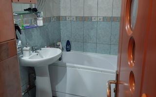 Apartament cu trei camere, Piata Resita, 77.500€ - Poză 9