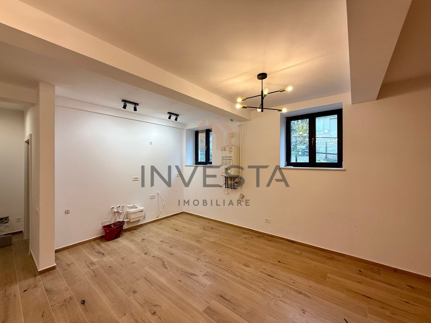 Spatiu de birouri cu 3 camere, bloc nou, Ultracentral zona Clinicilor - Poză 3