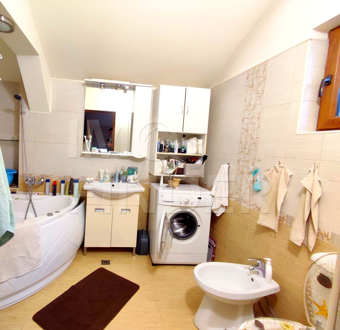 Casa cu Gradina si Parcare Subterana Cartier  EUROPA - Poză 8