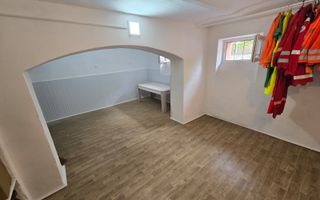 Apartament 4 camere 156 mpu zona Centrala Garaj Pivnita - Poză 6
