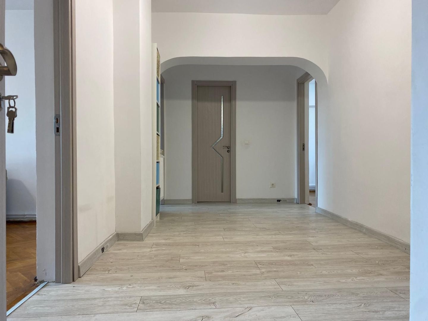 Închiriere apartament cu 4 camere, spatiu generos– Centru, Târgoviște - Poză 12