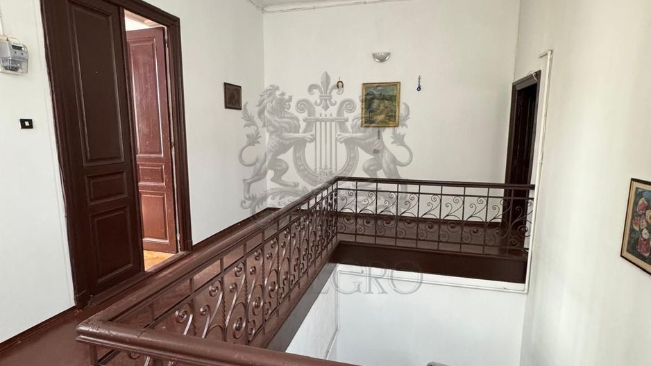 Vanzare | Ultracentral | Kogalniceanu | 4 Camere | 140 mp | Curte - Poză 1