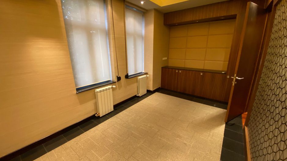 Spatiu de birouri zona CENTRALA - Poză 24