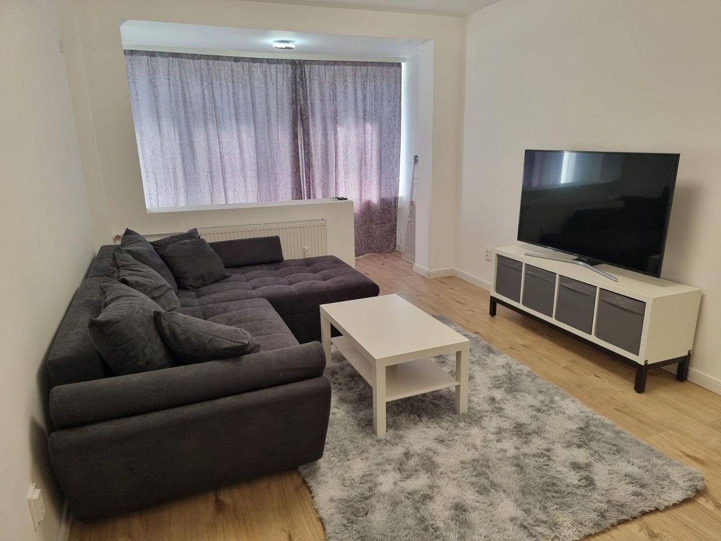 Închiriez apartament 2 camere, Unirii, modern - Poză 1