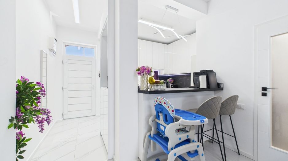 Duplex 1/2 mobilat şi utilat în Săcălaz - Poză 7