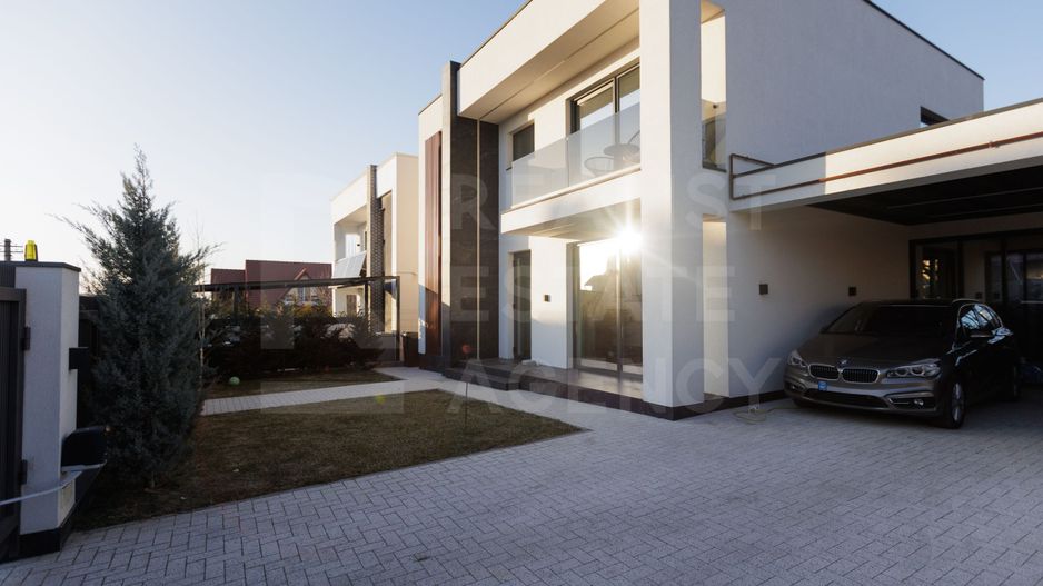 Vânzare, casă, 4 camere, Dumbrava - Poză 1