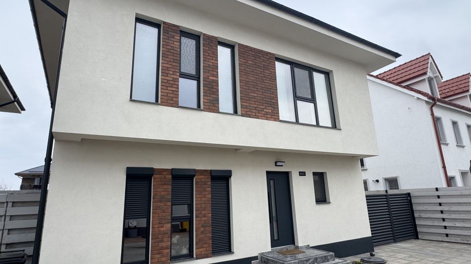 Individuala 23 august TOATE UTILITATILE, curte 350m2 - Poză 3