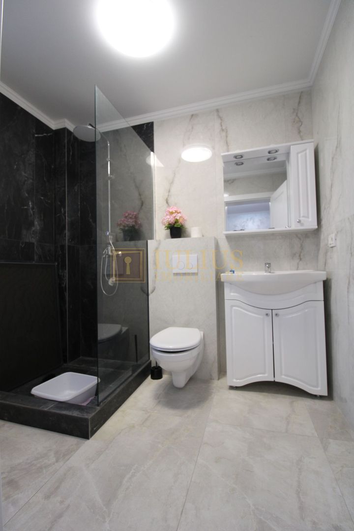 Curte, 4 apartamente, 8 camere, perfectă pt activități educaționale-Dumbravita - Poză 28