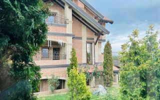 Vila impunătoare in stil italian - Ștefănești, Argeș - Poză 14