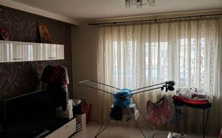 Apartament cu 3 camere Drumul Taberei (Bloc din 1980) - Poză 3