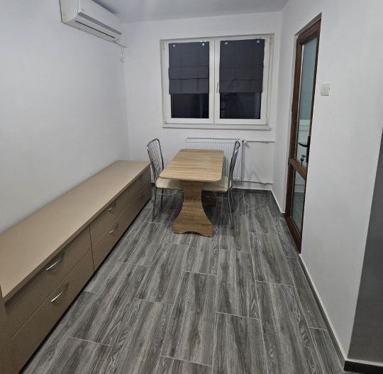 Garsonieră cochetă Titan, etaj 3/4, zonă liniștită - Poză 5