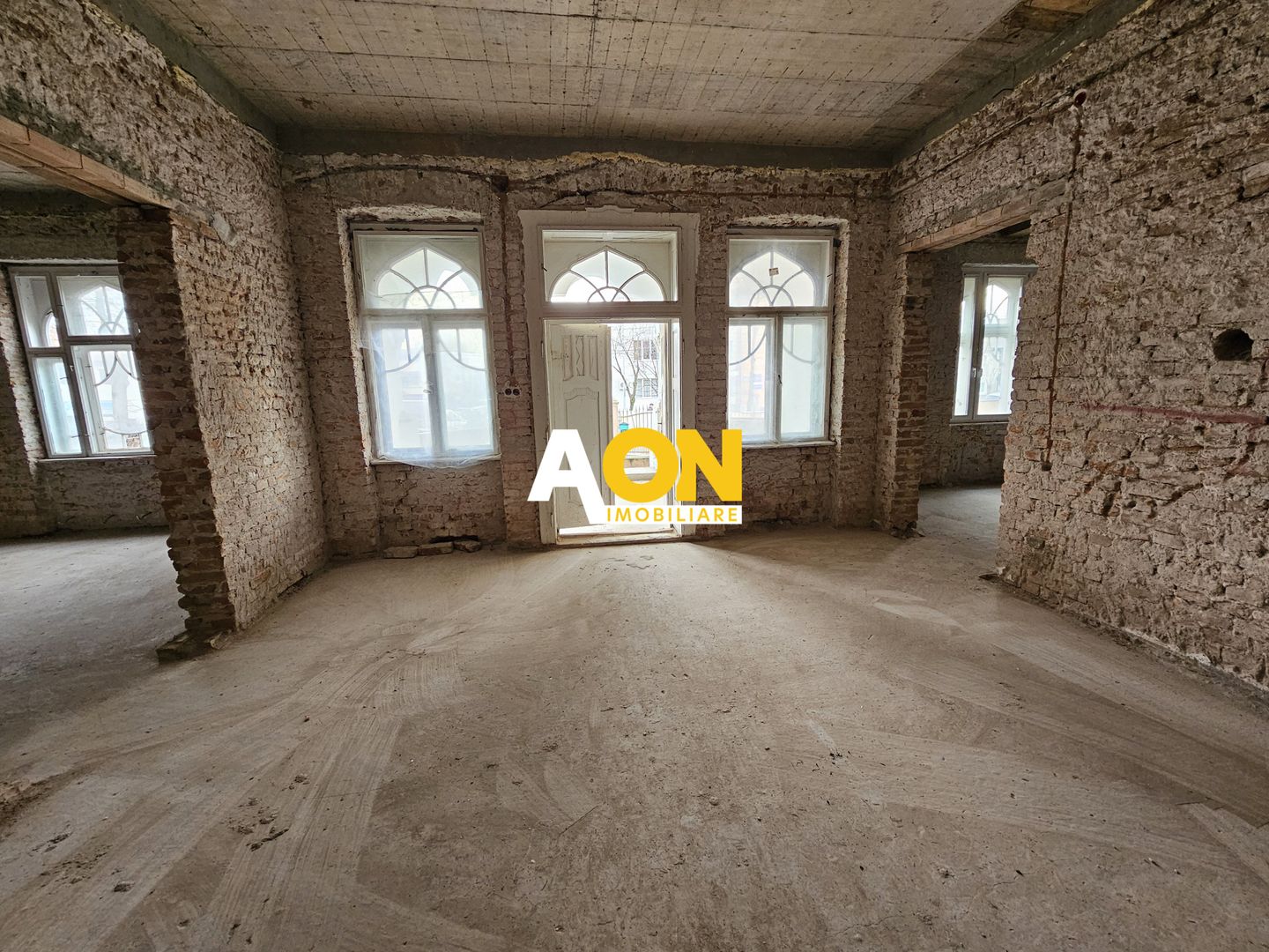 Conac boieresc în zona centrală a municipiului Alba Iulia - Poză 5