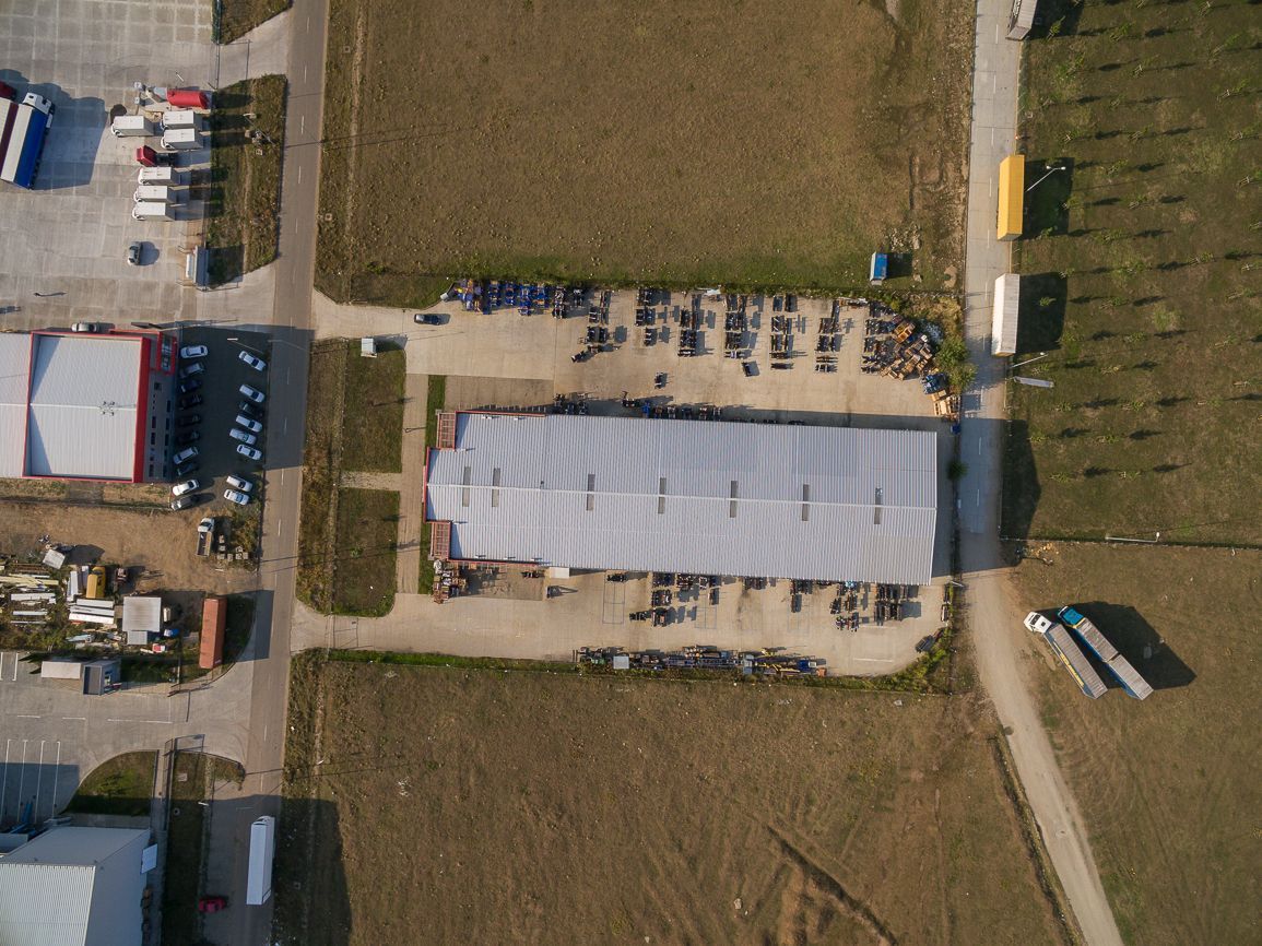 Teren de 7000mp pentru parcare TIR - Poză 2
