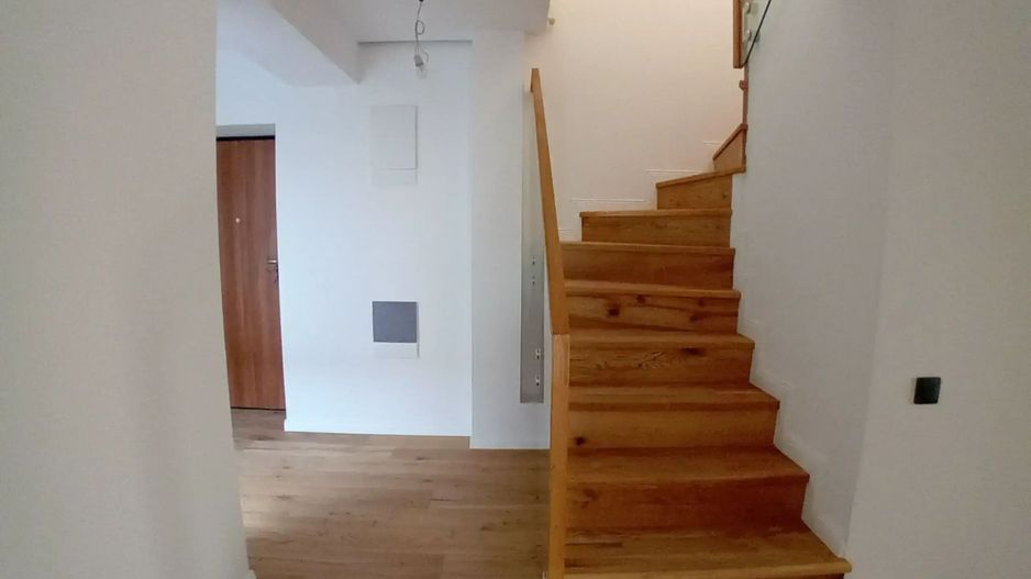 Apartament spatios 3 camere tip duplex I Zona Baneasa - Aerogarii - Poză 4