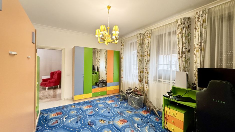 Vila lux cu 1000 mp teren pe Erou Iancu Nicolae langa Jolie Ville - Poză 19