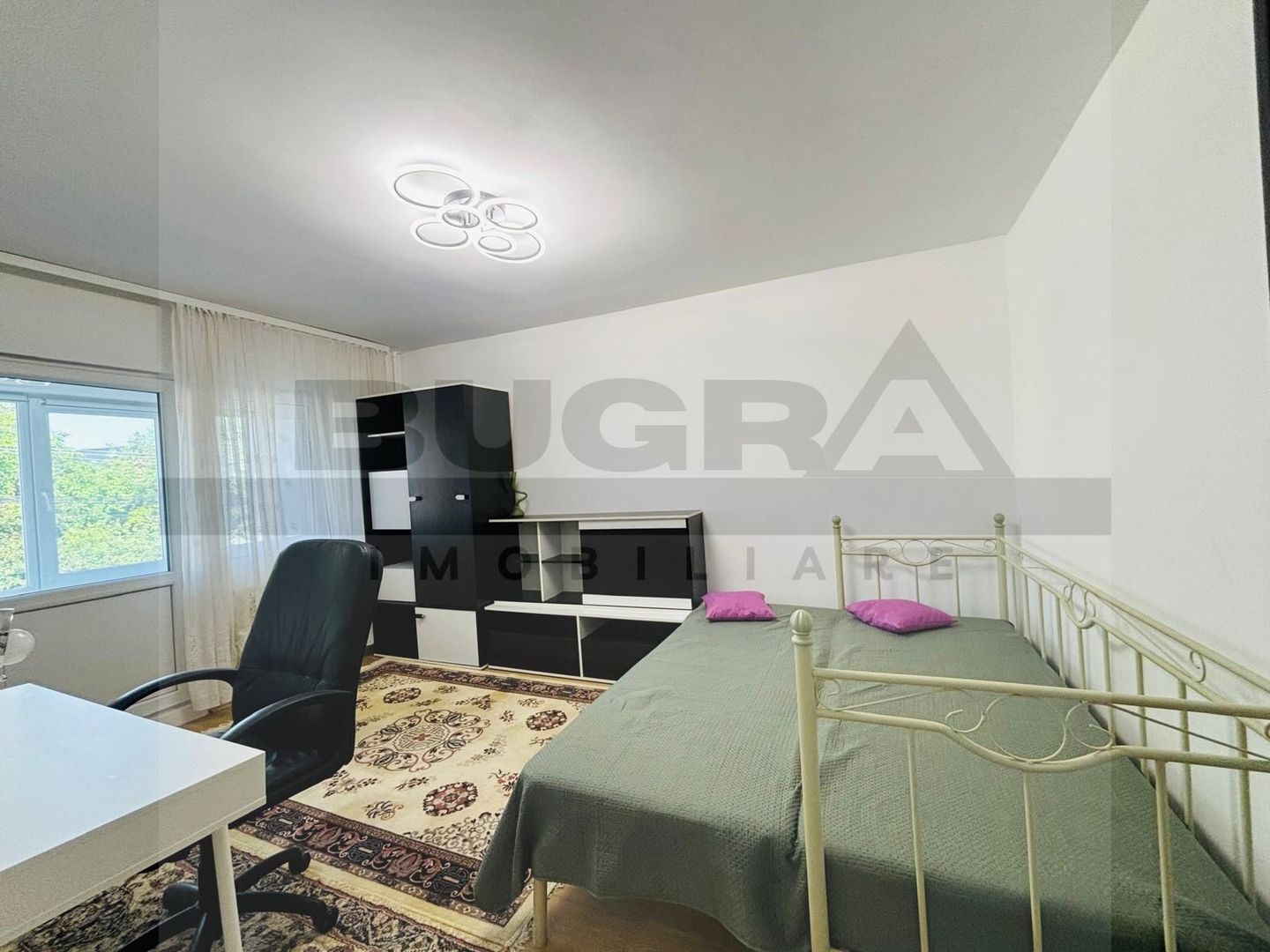 Garsoniera 35 mp, decomandata, centrala proprie, zona Louis Pasteur - Poză 2