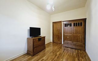 Apartament cu 3 camere decomandate, Cetate - Poză 6
