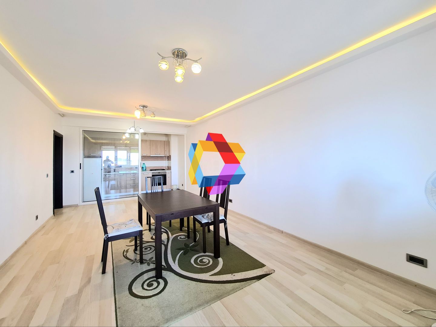 Garsoniera de închiriat, 43 mp, Isaran, Brasov  # spatii-comerciale-brasov.ro - Poză 1