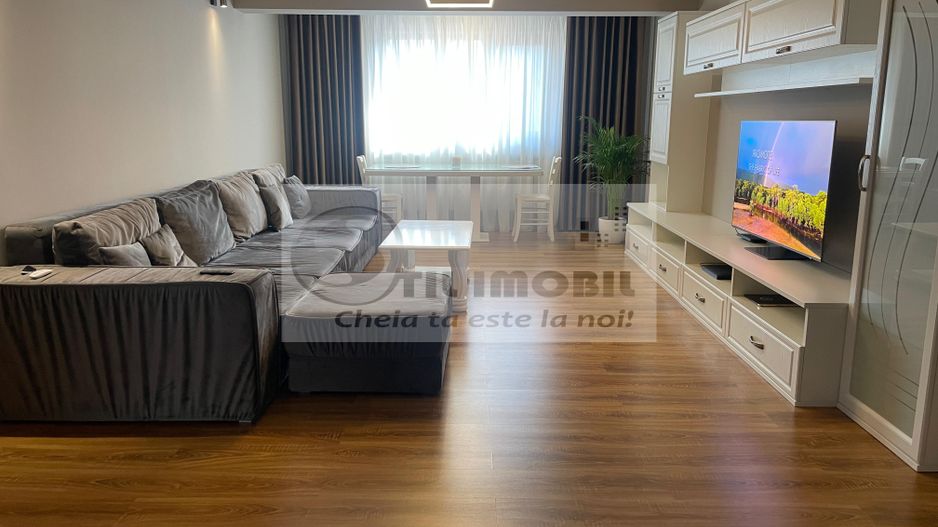 Apartament tip Penthouse zona Cug 130 mp - Poză 1
