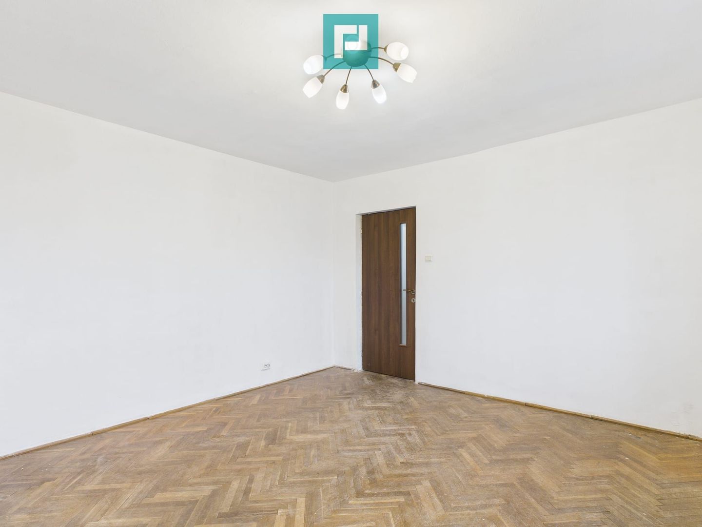 Apartament 3 camere decomandat spațios – Micalaca - Poză 11