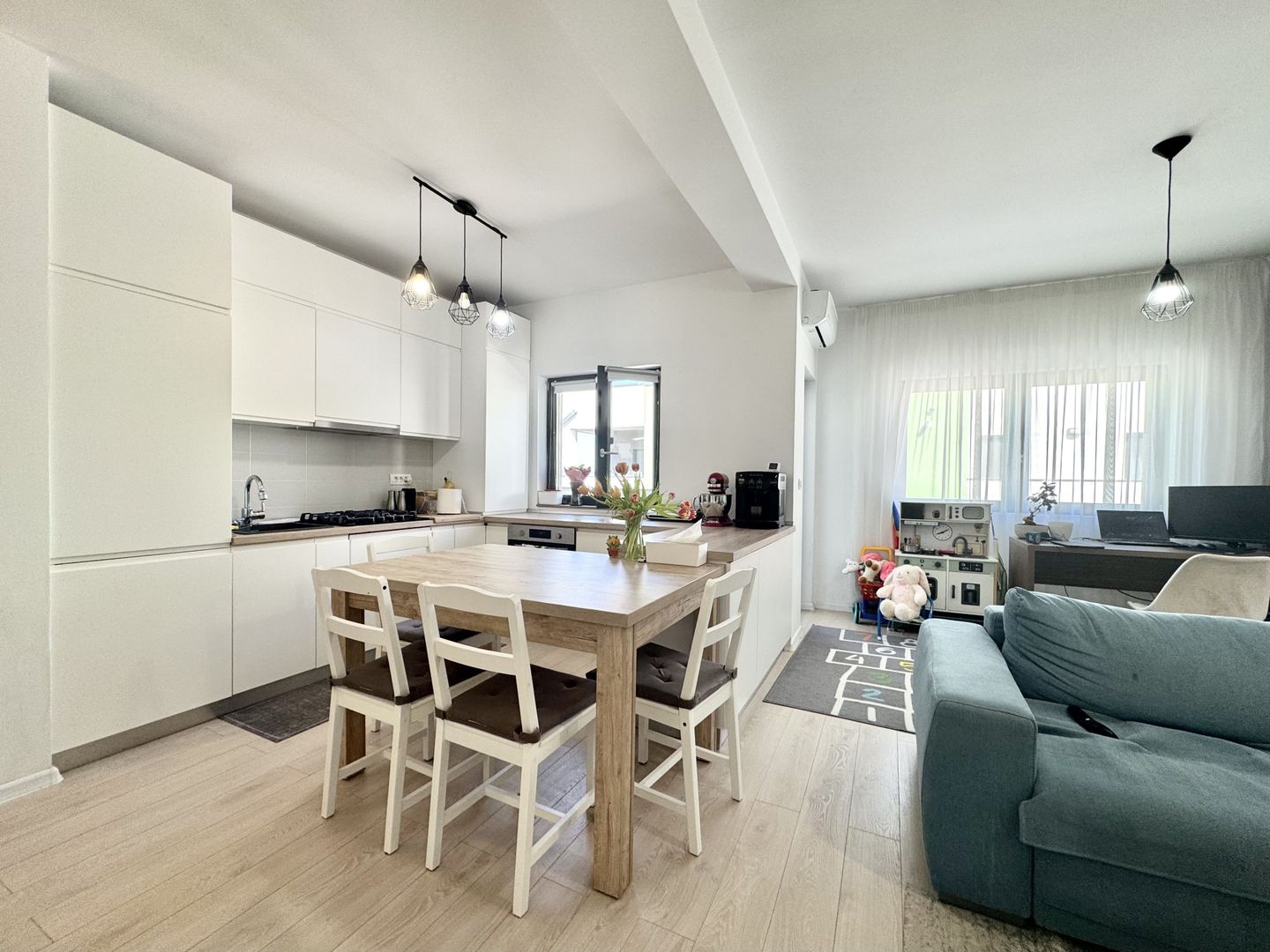 Apartament 2 camere Dumbrăvița – ideal locuit sau investiție - Poză 6