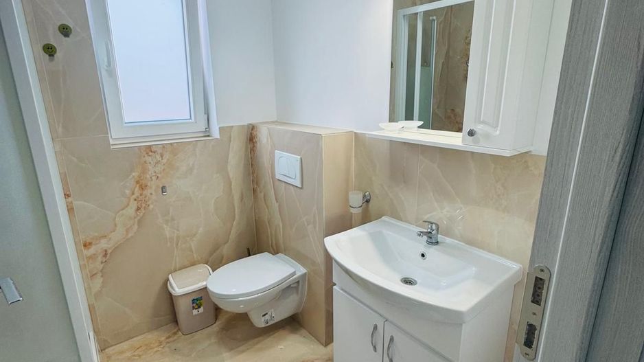 De inchiriat apartament nou, mobilat, 2 camere Gradiste Arad - Poză 14