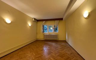 Apartament in vila cu 5 camere si curte proprie | Domenii - Casin - Poză 8