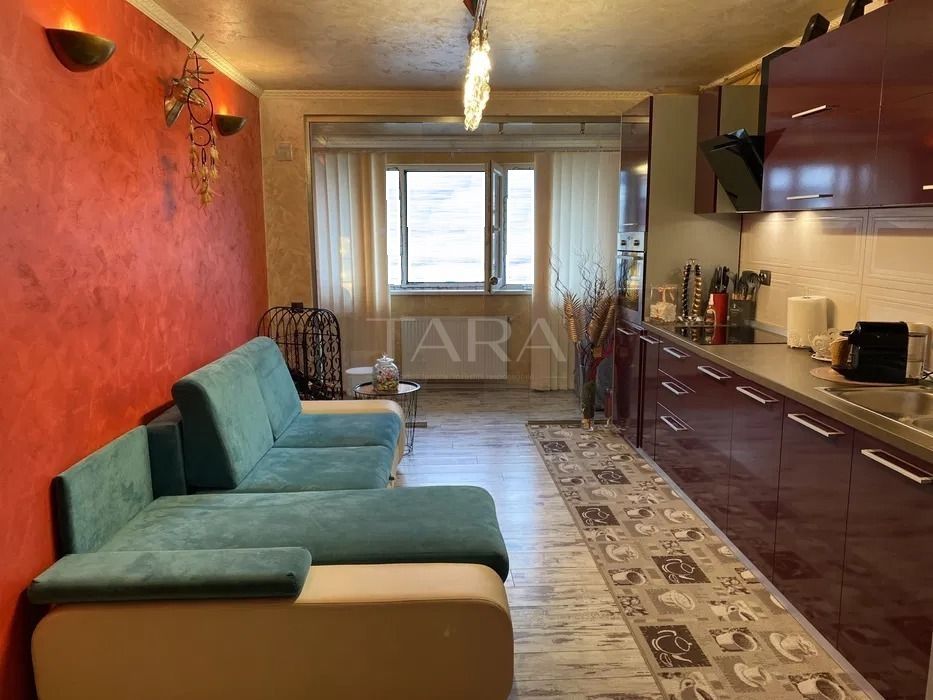 Apartament cu 2 camere de vânzare, in Floresti - Poză 1