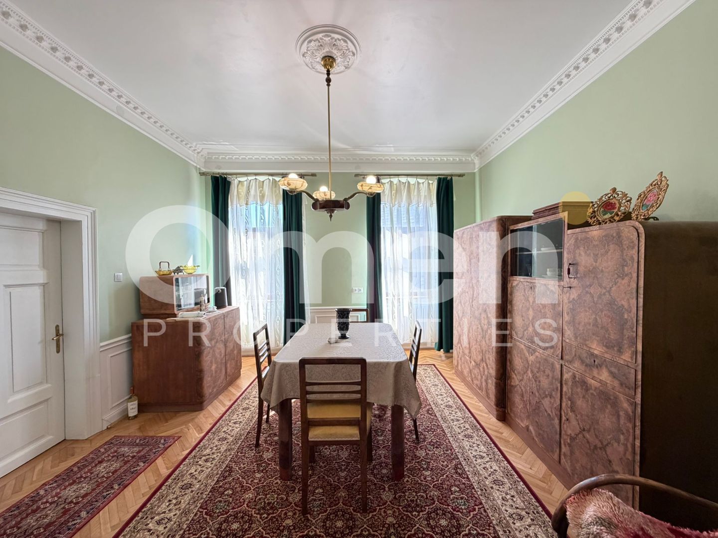Casa renovata cu curte pentru inchiriere, zona Centrul Vechi - Poză 7