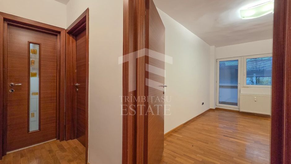Apart 3 camere birouri stradal Bulevardul Unirii colt Nerva Traian - Poză 19
