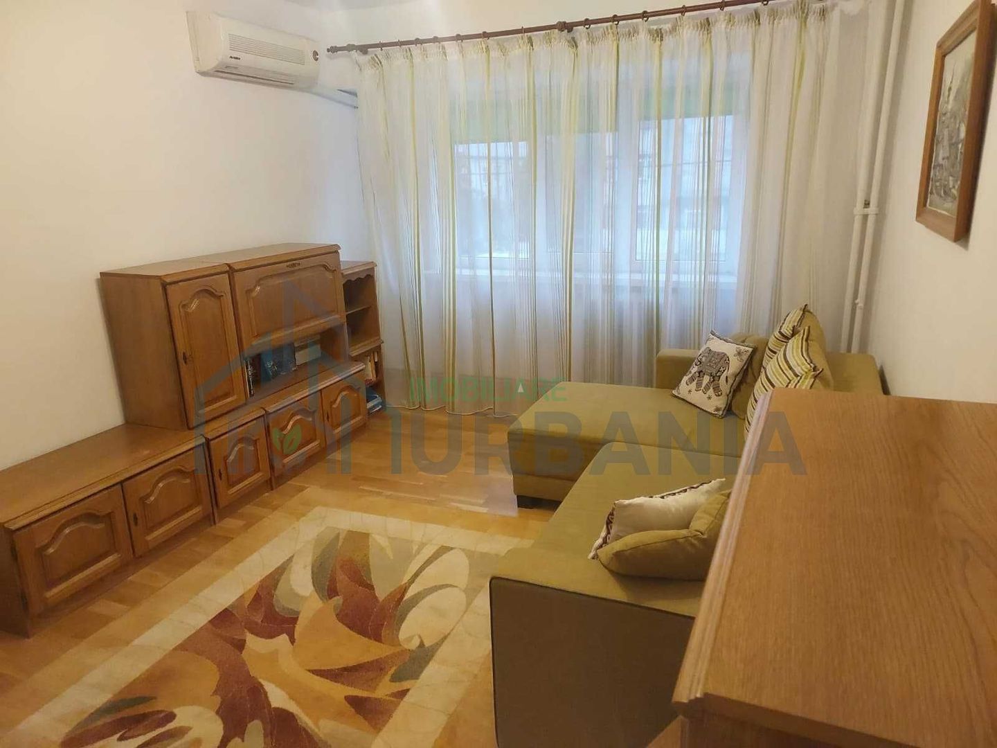 Închiriere apartament 3 camere Pacurari Alpha Bank - Poză 1